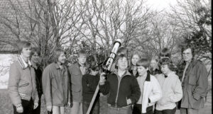 Astrohuset i Västra Frölunda – del 1 av många Amatörsektionen har möte vid Astrohuset 1979
