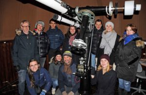 Gymnasieträff med Geminiderna på Lahallsobservatoriet Hvit hål vid Lahallsobservatoriet